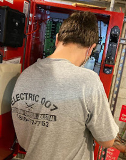 <img src="La-Fast-Electrical-Van-Panorama-City.jpg" alt="La-Fast-Electrical-Van-Panorama-City" />